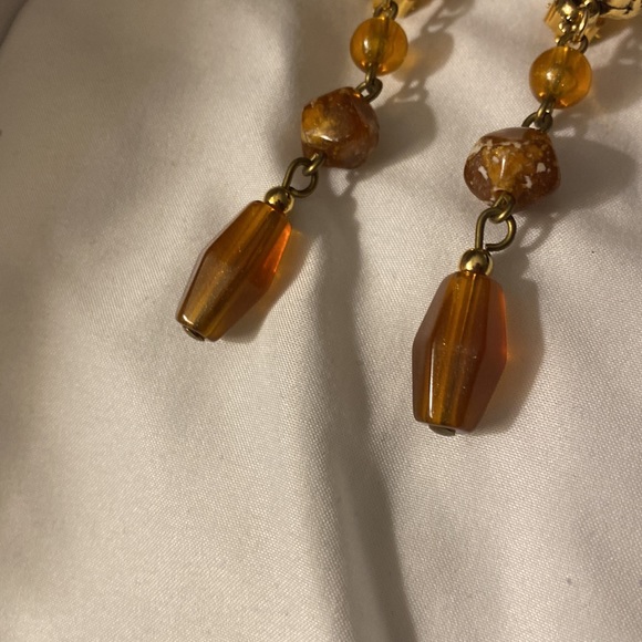 Clip on dangle earrings - Picture 3 of 5